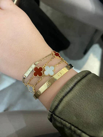 CLOVER | RED BRACELET