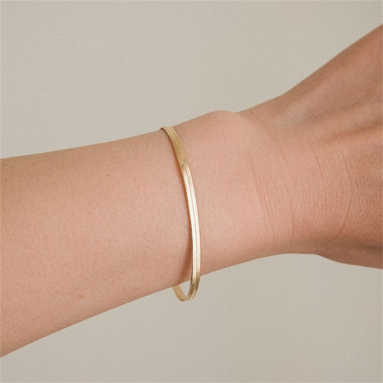 Vida Gold Herringbone Bracelet