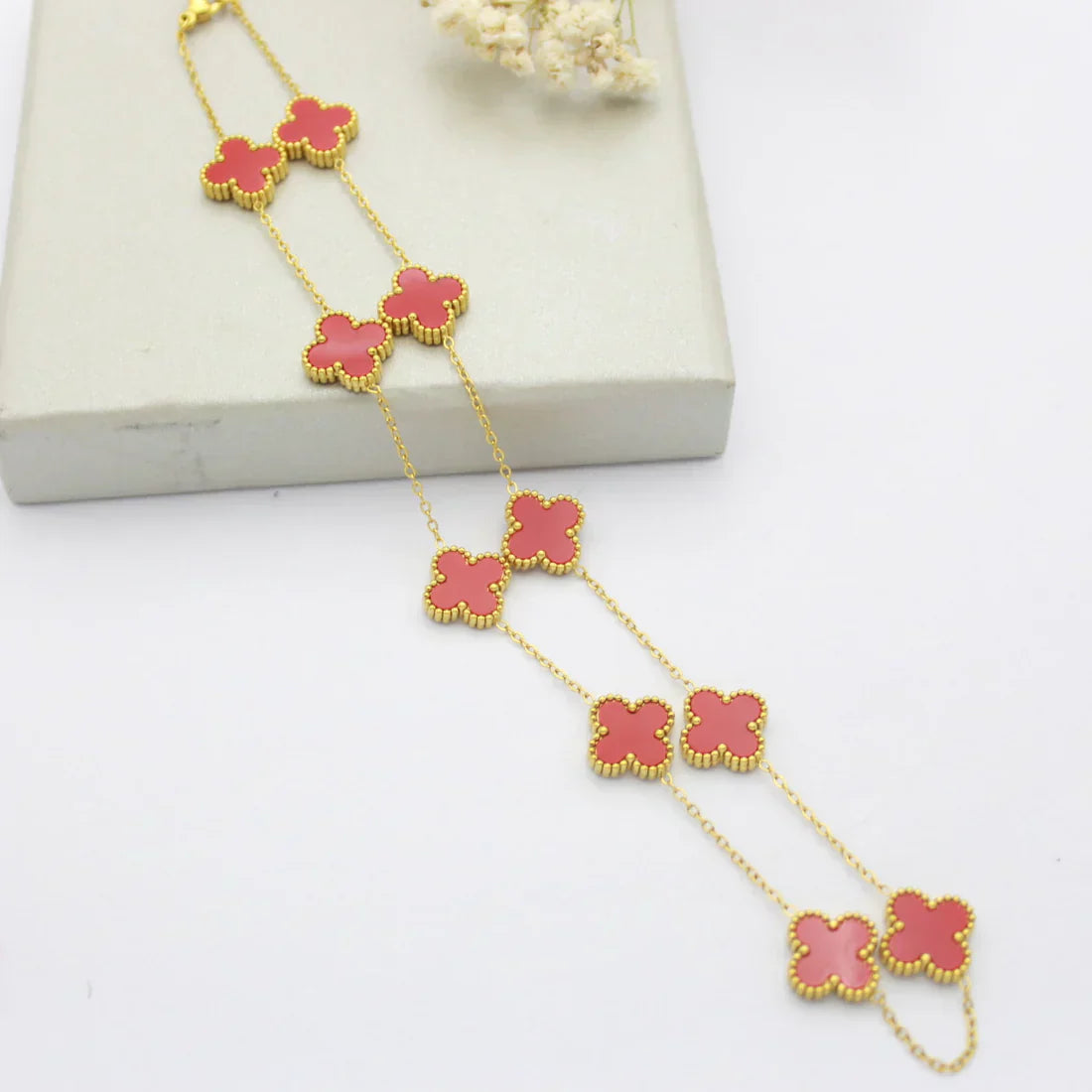 FLORAL CLOVER NECKLACE 10 MOTIFS - RED