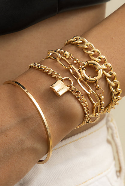 GOLD LAYERED BRACELETS SET